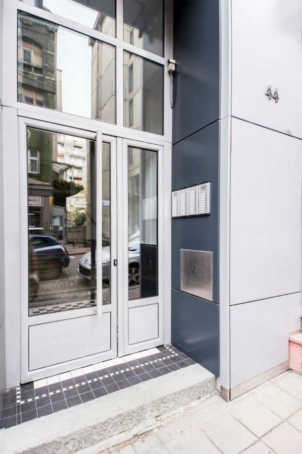 Studio Apartman Kocka ベオグラード エクステリア 写真