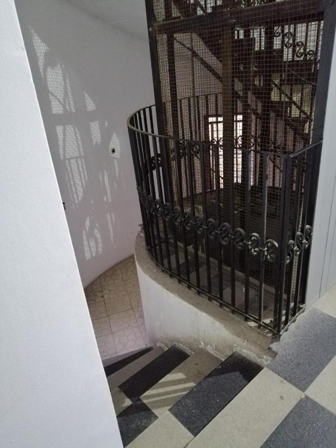 Studio Apartman Kocka ベオグラード エクステリア 写真
