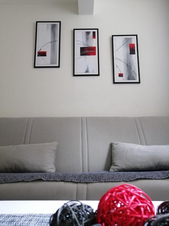 Studio Apartman Kocka ベオグラード エクステリア 写真