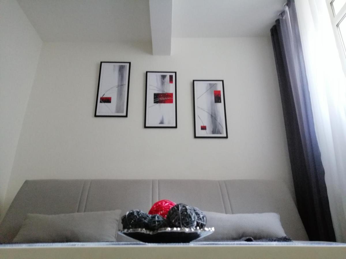 Studio Apartman Kocka ベオグラード エクステリア 写真
